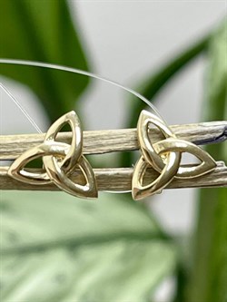 *Пусеты Триглав цв Лимонное арт. 2001070-956 (вес 1,5 г) - фото 120936 *Пусеты Триглав цв Лимонное арт. 2001070-956 (вес 1,5 г) - фото 120936