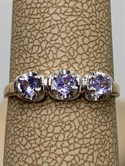 *Кольцо р.17,5 Танзанит цв Красное арт. К1167-108-983 вес 1,43 г - фото 126341 *Кольцо р.17,5 Танзанит цв Красное арт. К1167-108-983 вес 1,43 г - фото 126341