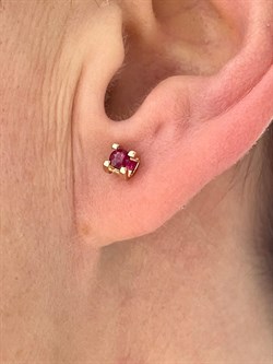 *Пусеты Рубин цв Красное арт. С2273-104-946 вес 1,39 г - фото 126897 *Пусеты Рубин цв Красное арт. С2273-104-946 вес 1,39 г - фото 126897