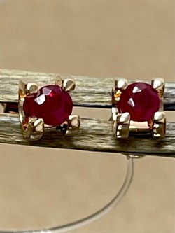 *Пусеты Рубин цв Красное арт. С2273-104-946 вес 1,39 г - фото 126901 *Пусеты Рубин цв Красное арт. С2273-104-946 вес 1,39 г - фото 126901