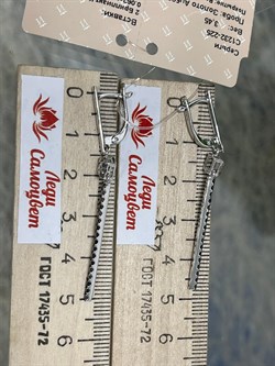 *Серьги Белый бр Черный бр цв Белое арт. С1232-225-636 вес 3,45 г - фото 130540 *Серьги Белый бр Черный бр цв Белое арт. С1232-225-636 вес 3,45 г - фото 130540