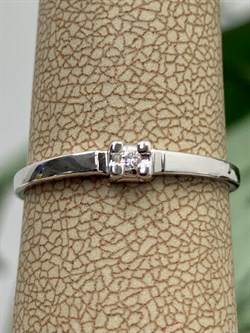 *Кольцо р.17,5 Белый Бр цв Белое арт. К1476-220-996 вес 0,96 г - фото 132888