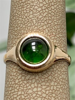 *Кольцо р.18,5 Хромдиопсид цв Красное арт. 1340301-262 вес 2,73 г - фото 133103