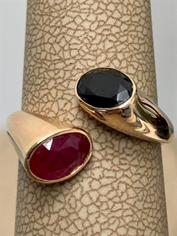 *Кольцо р.16,5 Микс Рубин Сапфир цв Красное арт. 1-106-569-55-292 вес 3,65 г - фото 137359 *Кольцо р.16,5 Микс Рубин Сапфир цв Красное арт. 1-106-569-55-292 вес 3,65 г - фото 137359