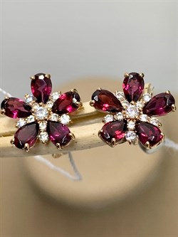 *Пусеты Цветы Родолит Мозамбик цв Красное арт. 02-3393-00-210-1110-47-137 вес 2,34 г - фото 138103 *Пусеты Цветы Родолит Мозамбик цв Красное арт. 02-3393-00-210-1110-47-137 вес 2,34 г - фото 138103