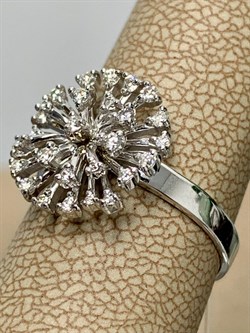 *Кольцо р.17 Одуванчик Белый Бр цв Белое арт 1-208483-00-00-610 вес 2,85 г - фото 142681