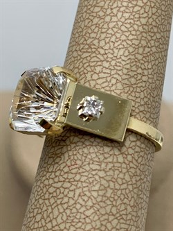 *Кольцо р.17,5 Белый Топаз цв Лимонное, арт. 01.03095-5,21 (вес 5,21 г) - фото 146439 *Кольцо р.17,5 Белый Топаз цв Лимонное, арт. 01.03095-5,21 (вес 5,21 г) - фото 146439