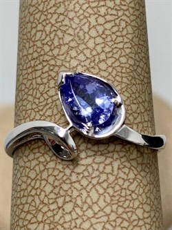 *Кольцо р.18,5 Танзанит цв Белое арт 1-206468-00-31-881 вес 2,05 г - фото 150045