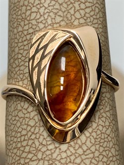 *Кольцо р.18 Кофе Янтарь цв Красное арт. 01-5045-01-271-1110-46-019 вес 2,18 г - фото 151414