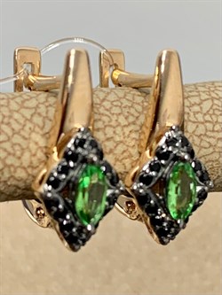 *Серьги Микс Цаворит Шпинель цв Красное арт. 23887-132-631 (вес 2,87 г) - фото 156746