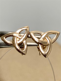 *Пусеты Триглав цв Красное арт. 2001069-932 (вес 1,54 г) - фото 161206 *Пусеты Триглав цв Красное арт. 2001069-932 (вес 1,54 г) - фото 161206