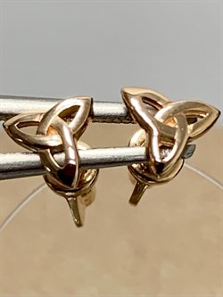 *Пусеты Триглав цв Красное арт. 2000803-2562 (вес около 1,08 г) - фото 161228 *Пусеты Триглав цв Красное арт. 2000803-2562 (вес около 1,08 г) - фото 161228