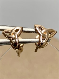 *Пусеты Триглав цв Красное арт. 2000803-2562 (вес около 1,08 г) - фото 161230 *Пусеты Триглав цв Красное арт. 2000803-2562 (вес около 1,08 г) - фото 161230