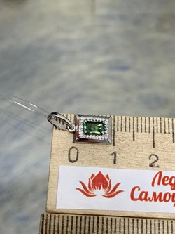 *Подвеска Зеленый Турмалин Верделит цв Белое арт. 3-925-18-615 (вес 0,62 г) - фото 162836 *Подвеска Зеленый Турмалин Верделит цв Белое арт. 3-925-18-615 (вес 0,62 г) - фото 162836