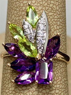 *Кольцо р.17,5 Аметист Хризолит Микс цв Красное арт. К122-5064М3-120 вес 3,32 г - фото 171344