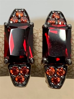 *Серьги Гранат Пироп цв Красное арт. С124-5626ГрФ-339 вес 2,86 г - фото 173314
