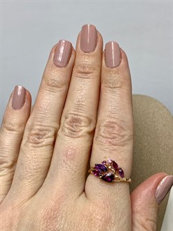 *Кольцо р.18 Аметист Родолит цв Красное арт. К124-3527М7-019 вес 2,11 г - фото 173486 *Кольцо р.18 Аметист Родолит цв Красное арт. К124-3527М7-019 вес 2,11 г - фото 173486