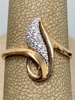 *Кольцо р.18 Белый Фианит цв Красное 20-02-0001-24923-775 Вес 2,12 г - фото 176049