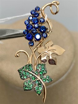 *Брошь Виноградная лоза Фианит Микс цв Красное арт. 04-0122-00-404-1110-24-606 вес 3,52 г - фото 177774 *Брошь Виноградная лоза Фианит Микс цв Красное арт. 04-0122-00-404-1110-24-606 вес 3,52 г - фото 177774