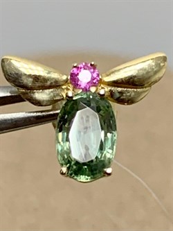 *Серьга Пусета Мотылек Зеленый Сапфир цв Лимонное арт. 511с-263-0,87 (вес 0,87 г) - фото 180339