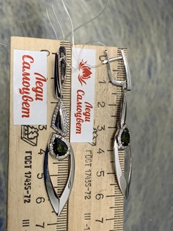 *Серьги Зеленый Турмалин цв Белое арт. 2-208185-00-18-125 вес 7,34 г - фото 183108 *Серьги Зеленый Турмалин цв Белое арт. 2-208185-00-18-125 вес 7,34 г - фото 183108