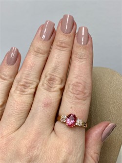 *Кольцо р.18 Розовый Топаз цв Красное арт. 10331544-243 вес 2,66 г - фото 185572 *Кольцо р.18 Розовый Топаз цв Красное арт. 10331544-243 вес 2,66 г - фото 185572
