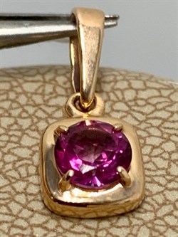 *Подвеска Розовый Топаз цв Красное арт. 30990419-222 вес 0,71 г - фото 185596