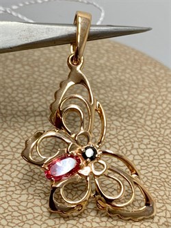 *Подвеска Бабочка Розовый Топаз цв Красное арт. 30336152-025 вес 1,25 г - фото 185623 *Подвеска Бабочка Розовый Топаз цв Красное арт. 30336152-025 вес 1,25 г - фото 185623