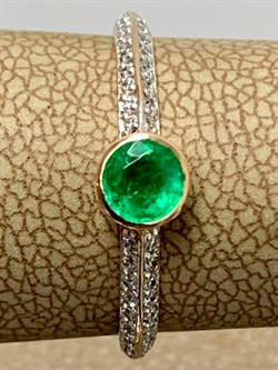 *Кольцо р.17,5 Изумруд цв Красное арт. 1830214-123 вес 1,23 г - фото 186455