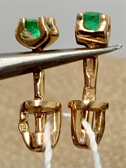 *Пусеты Изумруд цв Красное арт. 24833438-789 вес 1,06 г - фото 186482