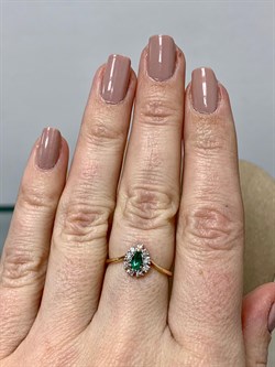 *Кольцо  р.17 Изумруд цв Красное арт. 1833703-071 вес 1,76 г - фото 186493