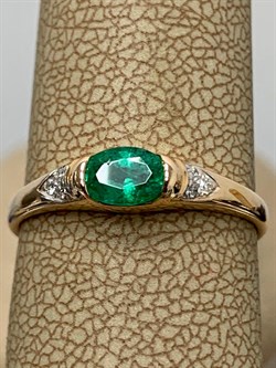 *Кольцо р.17,5 Изумруд цв Красное арт. 1833380-016 вес 1,4 г - фото 186533 *Кольцо р.17,5 Изумруд цв Красное арт. 1833380-016 вес 1,4 г - фото 186533