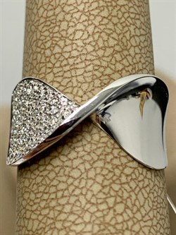 *Кольцо р.18 цв Белое арт. 1-208088-00-00-716 (вес 3,06 г) - фото 187632