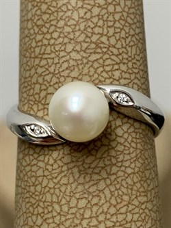 *Кольцо р.17,5 Белый Жемчуг арт. 01-0482/00ЖБ-00-415 Вес 2,20 г - фото 188820 *Кольцо р.17,5 Белый Жемчуг арт. 01-0482/00ЖБ-00-415 Вес 2,20 г - фото 188820