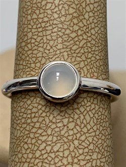 *Кольцо р.18 Белый Агат арт. 01-2632/00БА-00-359 вес 2,8 г - фото 189729 *Кольцо р.18 Белый Агат арт. 01-2632/00БА-00-359 вес 2,8 г - фото 189729