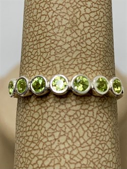 *Кольцо р.18 Микс Марказит Хризолит арт. HR909-653 вес 1,96 г - фото 190179