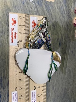 *Брошь-Кулон Русалочка Белый Агат арт. 04.02988-40,08 (вес 40,08 г) - фото 191311