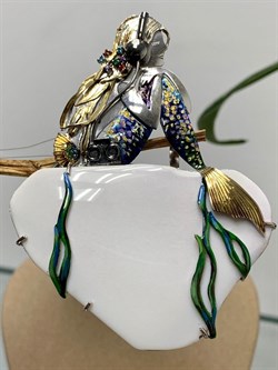 *Брошь-Кулон Русалочка Белый Агат арт. 04.02988-40,08 (вес 40,08 г) - фото 191316