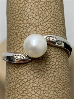 *Кольцо р.19,5 Белый Жемчуг арт. 01-0482/00ЖБ-00-442 Вес 2,62 г - фото 192973