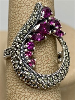 *Кольцо р.18 Микс Марказит Родолит арт. HR0708SP-073 вес 5,56 г - фото 193194 *Кольцо р.18 Микс Марказит Родолит арт. HR0708SP-073 вес 5,56 г - фото 193194