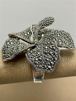 *Кольцо р.17 Гибискус Марказит арт HR0633-088 вес 22.48 г - фото 193987