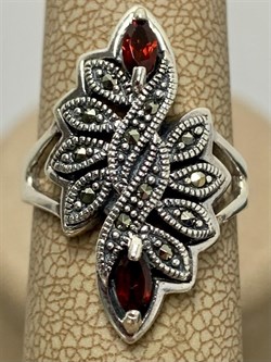 *Кольцо р.16 Микс Марказит Гранат Пироп арт. HR1640-993 (вес 4,44 г) - фото 194093