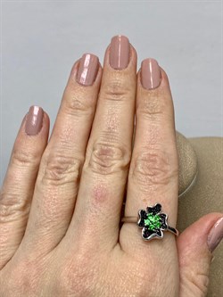 *Кольцо р.19 Цаворит арт. SM-R02911-X-WB-Gr-X-B-111 (вес 2,91 г) - фото 195913