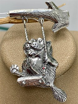 *Брошь На качелях арт. 1774Б-487 вес 16,8 г - фото 201407 *Брошь На качелях арт. 1774Б-487 вес 16,8 г - фото 201407