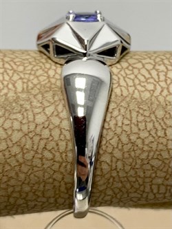 *Кольцо р.17,5 Танзанит цв Белое арт. К/208-208-138, (вес 1,82 г) - фото 202574 *Кольцо р.17,5 Танзанит цв Белое арт. К/208-208-138, (вес 1,82 г) - фото 202574