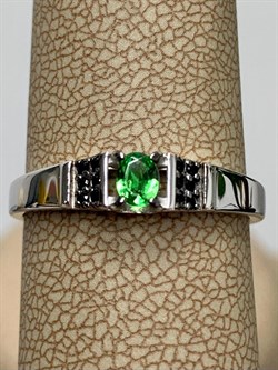 *Кольцо р.19,5 Микс Цаворит Шпинель арт. 01-2426/00ЦВ-17-909 вес 1,8 г - фото 203785