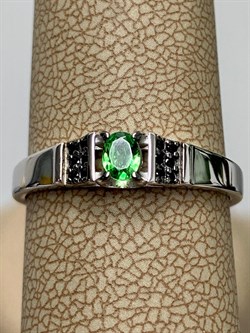 *Кольцо р.19,5 Микс Цаворит Шпинель арт. 01-2426/00ЦВ-17-909 вес 1,8 г - фото 203786