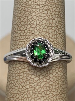 *Кольцо р.19 Микс Цаворит Шпинель арт. 01-2425/00ЦВ-17-910 вес 2,16 г - фото 203856 *Кольцо р.19 Микс Цаворит Шпинель арт. 01-2425/00ЦВ-17-910 вес 2,16 г - фото 203856