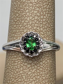 *Кольцо р.19 Микс Цаворит Шпинель арт. 01-2425/00ЦВ-17-910 вес 2,16 г - фото 203859 *Кольцо р.19 Микс Цаворит Шпинель арт. 01-2425/00ЦВ-17-910 вес 2,16 г - фото 203859