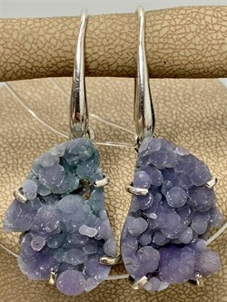 *Серьги Петли Виноградный Халцедон Индонезия АРТ 2658 ВЕС 8,5 Г - фото 207816